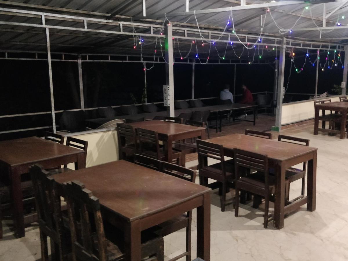 Camp High 5 Jayalgarh Hotel Dangchura Luaran gambar